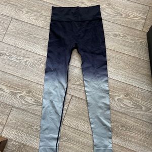 Zyia leggings